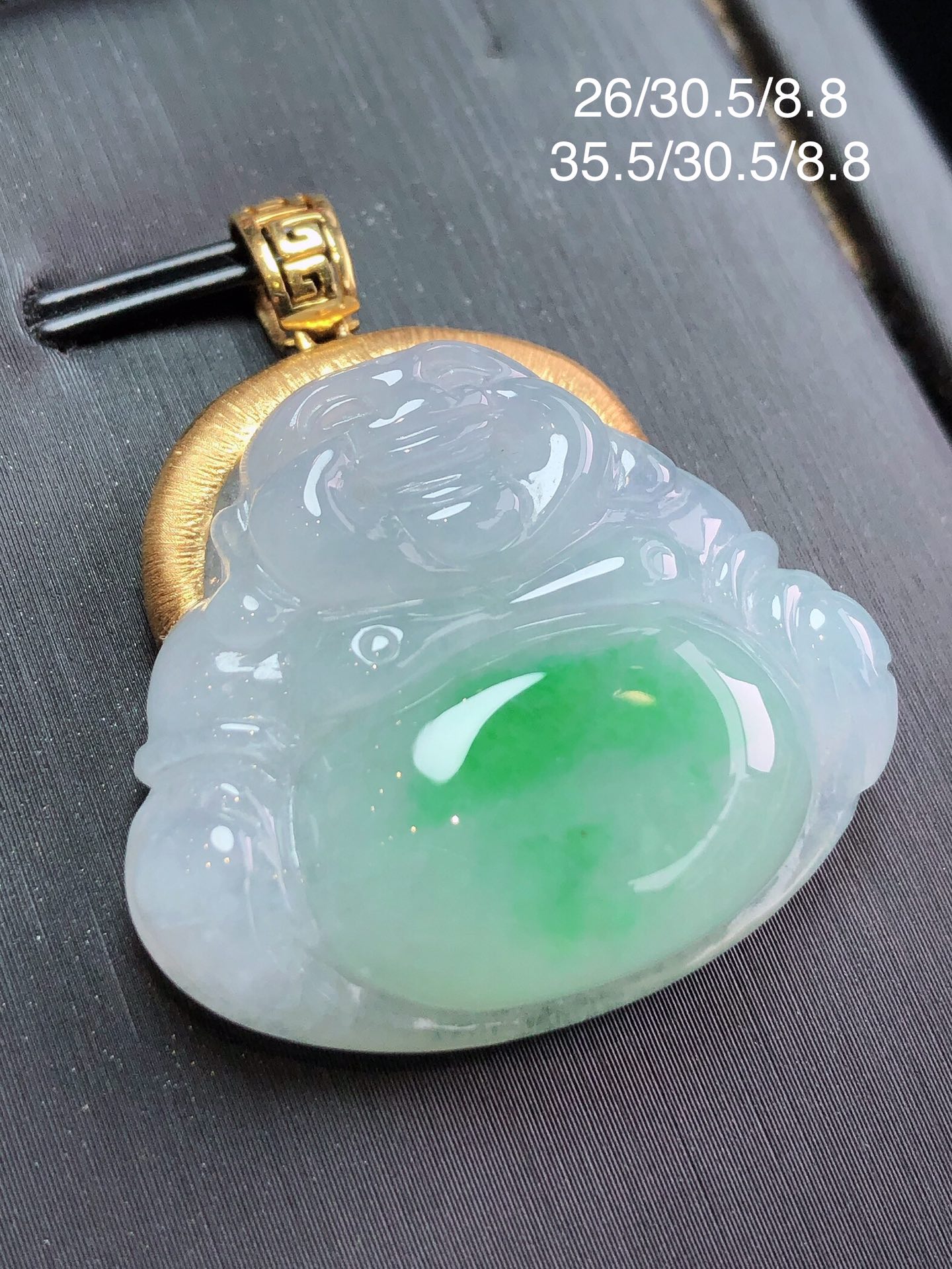 笑眯眯的翡翠佛公