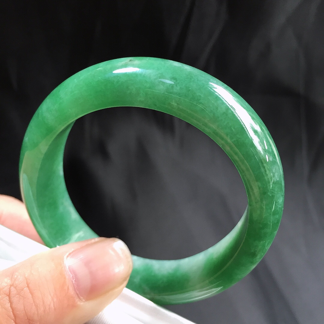 满绿55.3贵妃圈