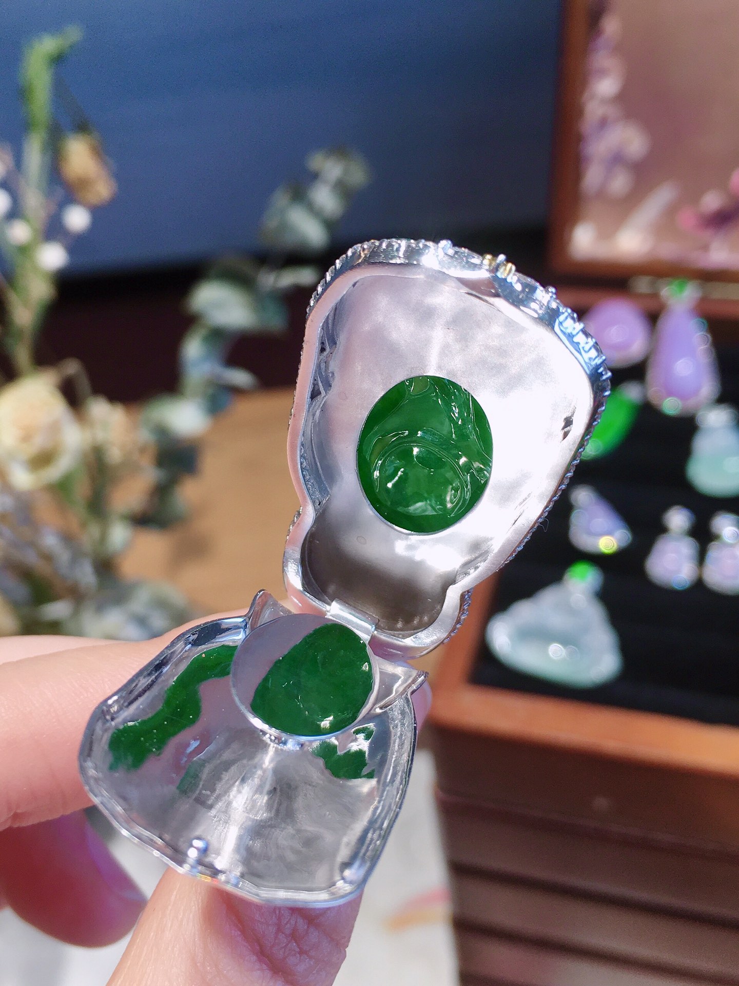 阳绿观音吊坠(图3)